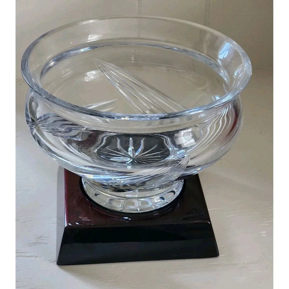 Montruex 24% Lead Crystal Footed Bowl with Stand 5.5